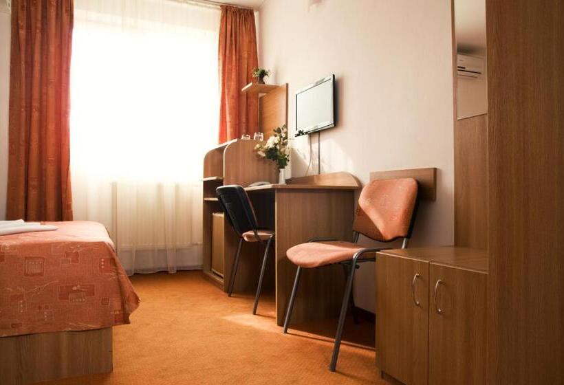 スタンダードルーム, Est