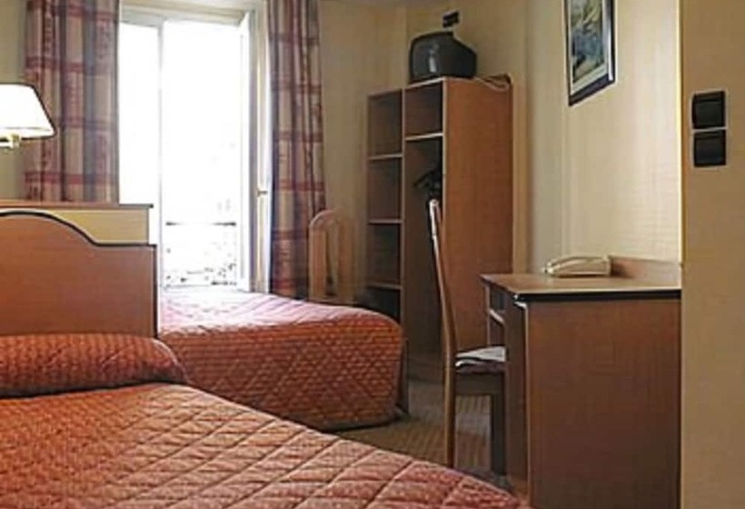 スタンダード4人部屋, Ferney République