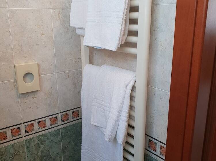 Номер Стандарт Трехместный, Locanda Salieri