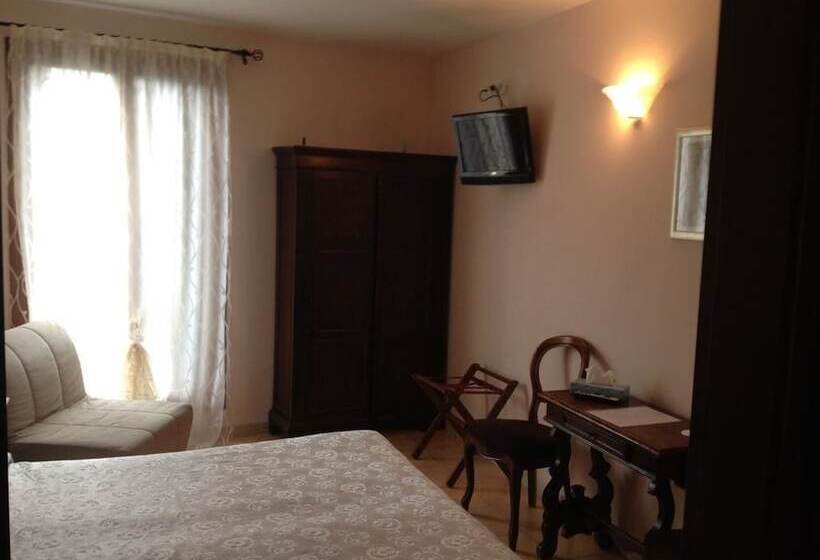 חדר סטנדרט לשלושה, Locanda Salieri