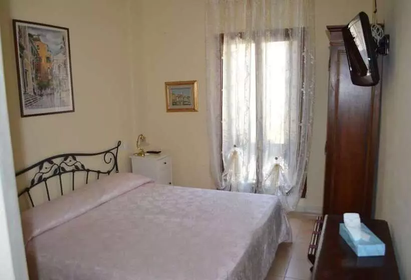 اتاق اکونومی, Locanda Salieri