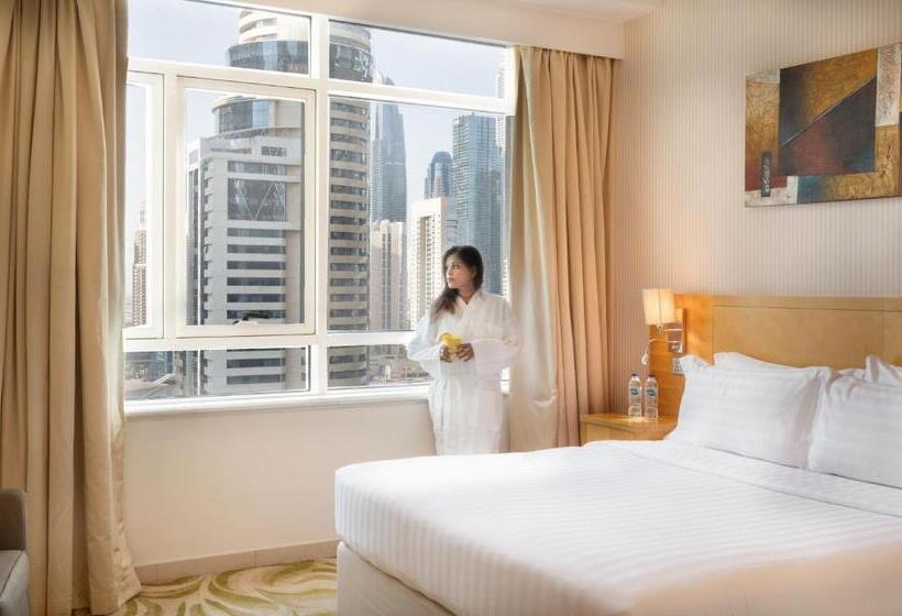 سوئیت پریمیوم, Oaks Liwa Heights Hotel Suites