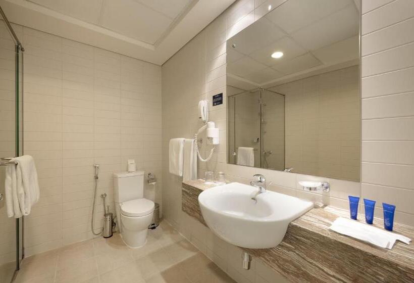 Люкс 2 Спальни, Oaks Liwa Heights Hotel Suites