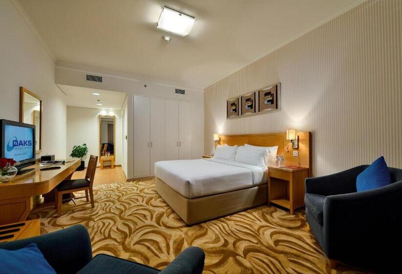 Люкс 2 Спальни, Oaks Liwa Heights Hotel Suites