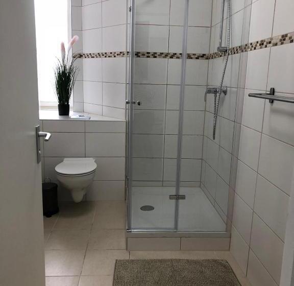 اتاق استاندارد, Pension Kaffeefreunde