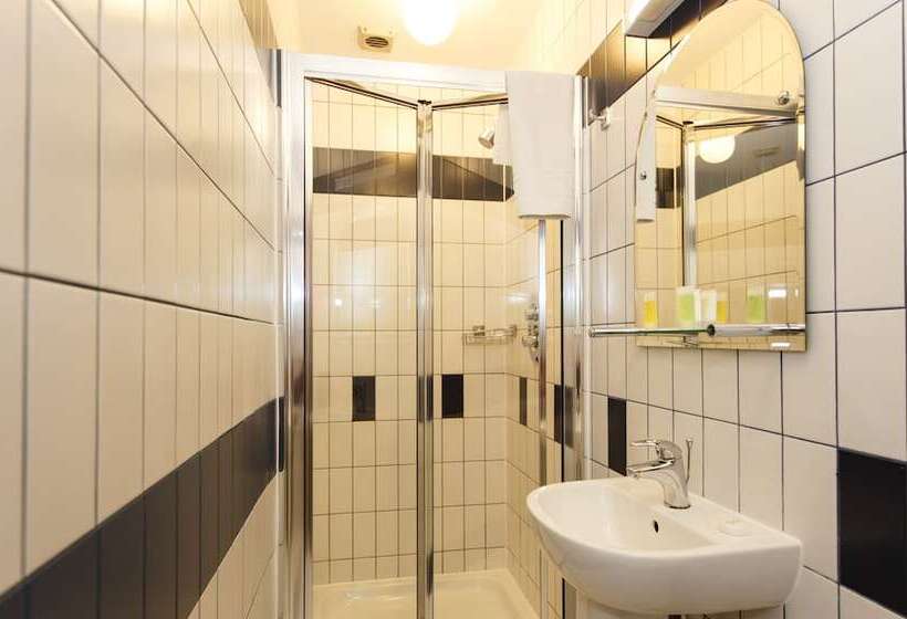 Номер Стандарт Трехместный, Regency House