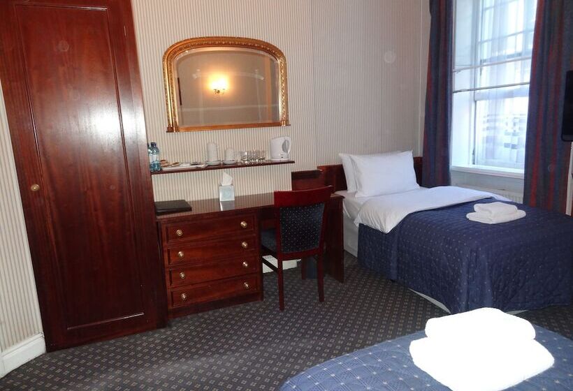 스탠다드 트리플 룸, Regency House