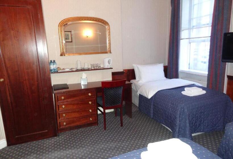 패밀리 룸, Regency House