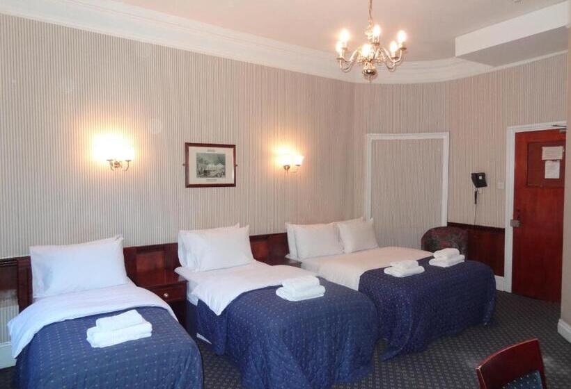 패밀리 룸, Regency House