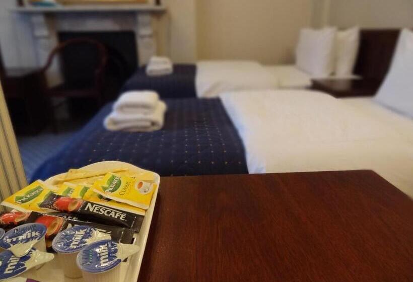 스탠다드 트리플 룸, Regency House