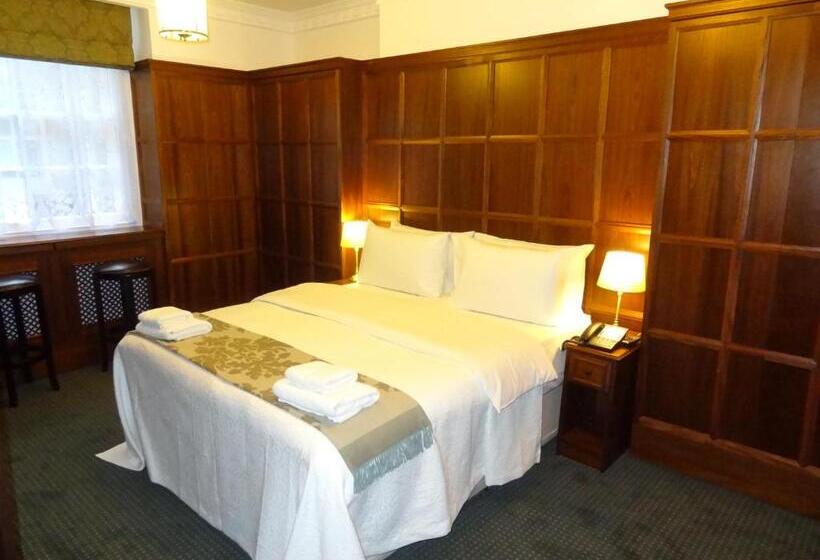 이그제큐티브 룸, Regency House