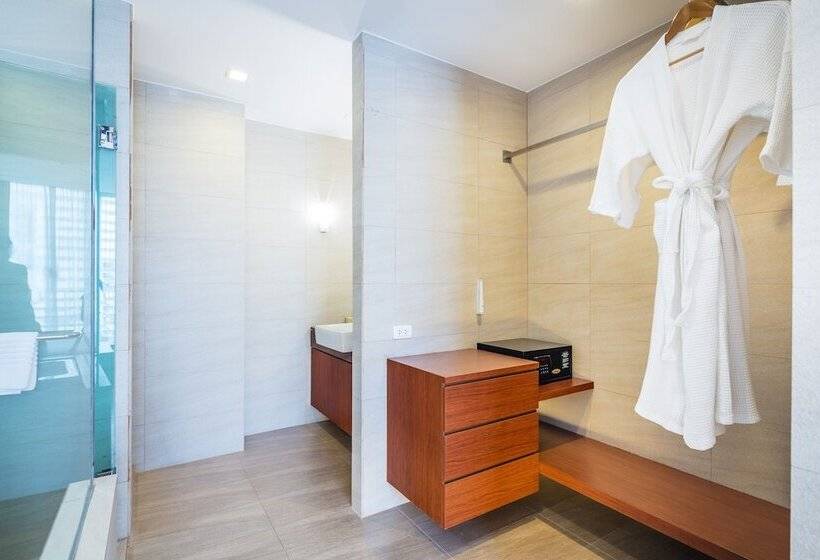 سوییت, Solo, Sukhumvit 2, Bangkok Sha Extra Plus