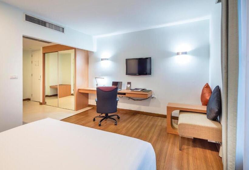 اتاق لوکس, Solo, Sukhumvit 2, Bangkok Sha Extra Plus