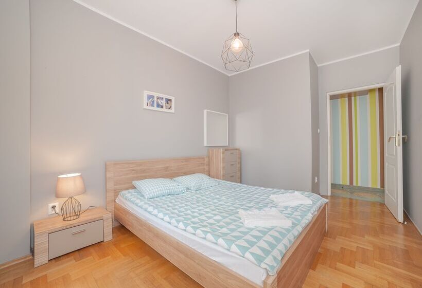 Апартаменты 1 Спальня, Tatamka Hostel