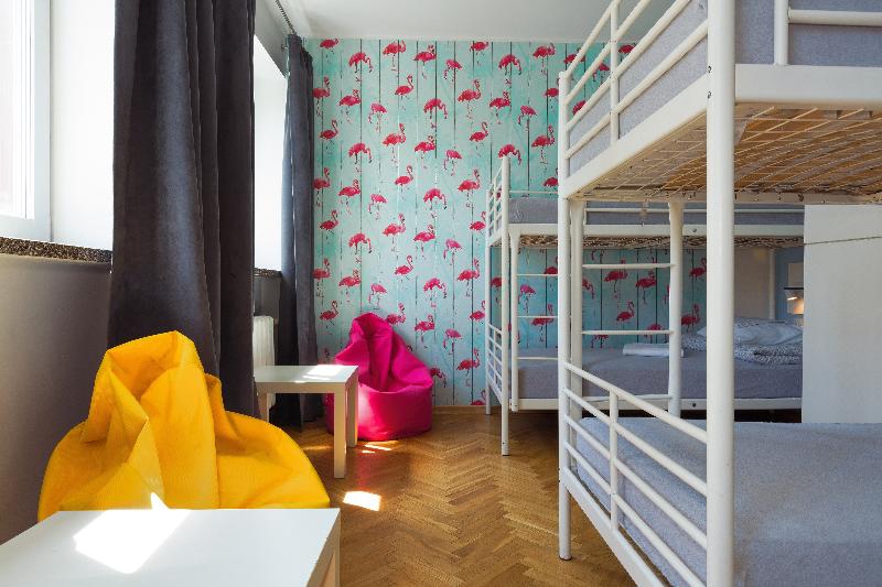 Кровать в Многоместном Номере с Общей Ванной, Tatamka Hostel
