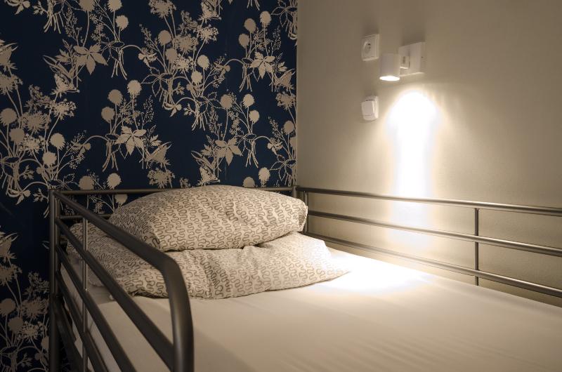 سرير فى غرفة مشتركة مزودة بحمام مشترك, Tatamka Hostel