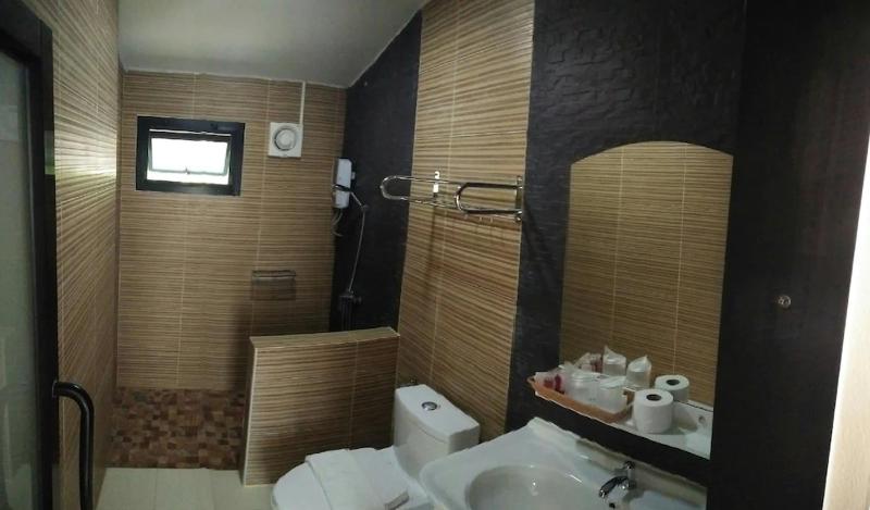 Кровать в Многоместном Номере с Общей Ванной, Tatamka Hostel