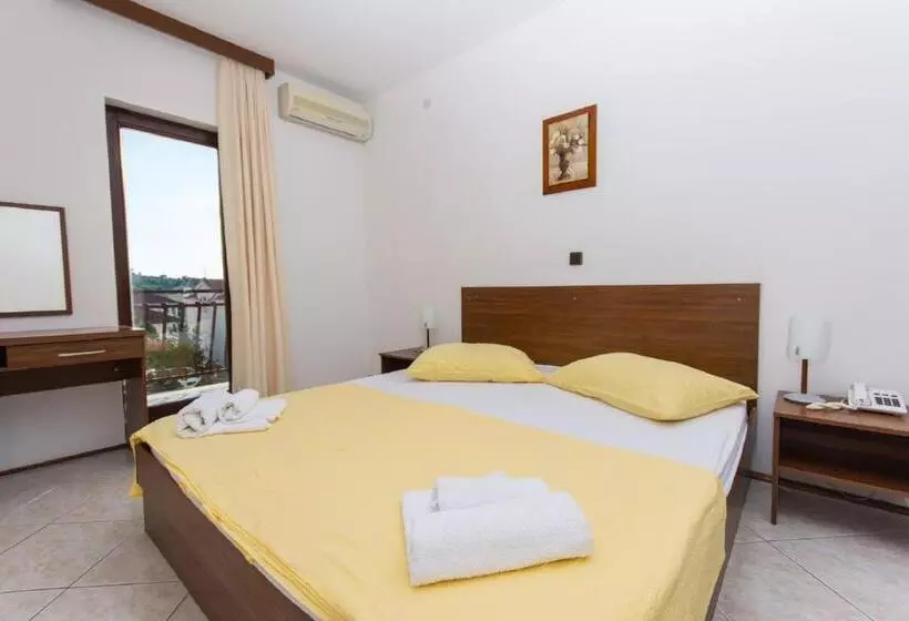 Standard-huone Parveke, Villa Katarina