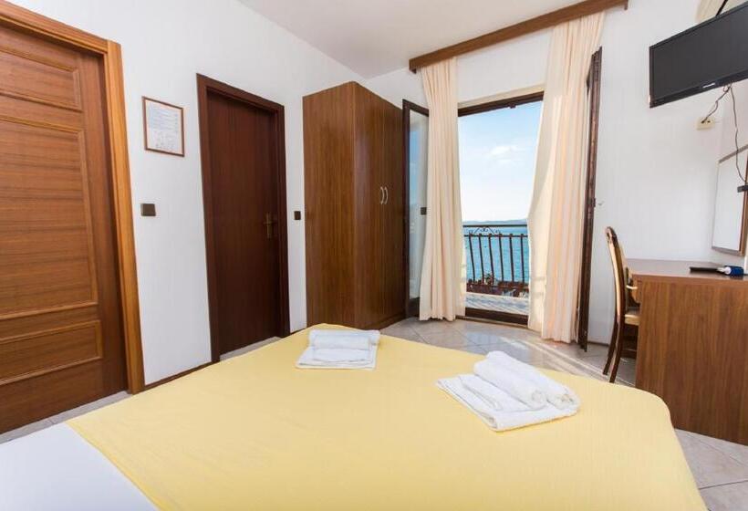 חדר סטנדרט עם מרפסת, Villa Katarina