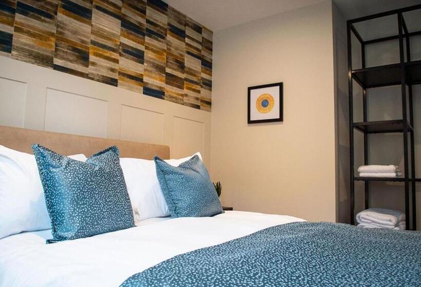 חדר סטודיו סטנדרד, The Gresham Apart