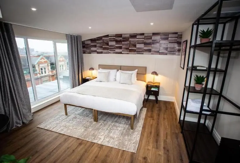 Apartament 1 Dormitori amb Terrassa, The Gresham Apart