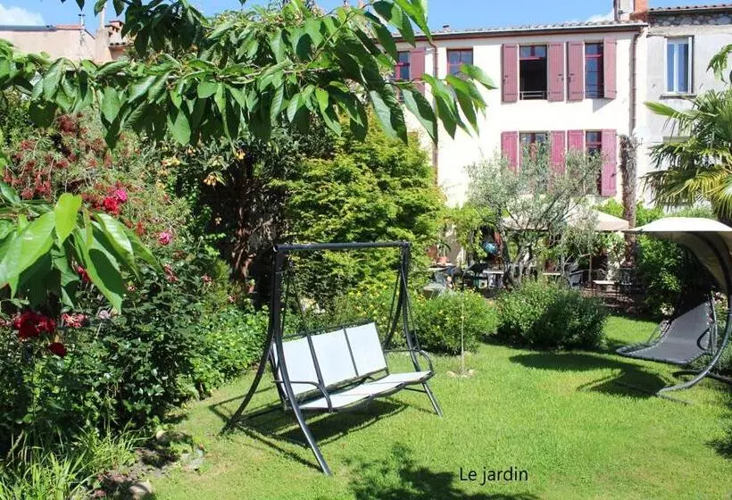 Deluxe Kolmen Hengen Huone, Maison Prades Chambre D Hotes