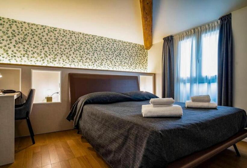 豪华房间, Villino Milano