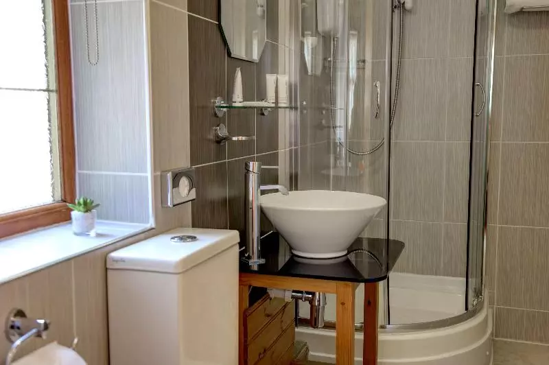 اتاق استاندارد چهار تخته, Best Western London Ilford