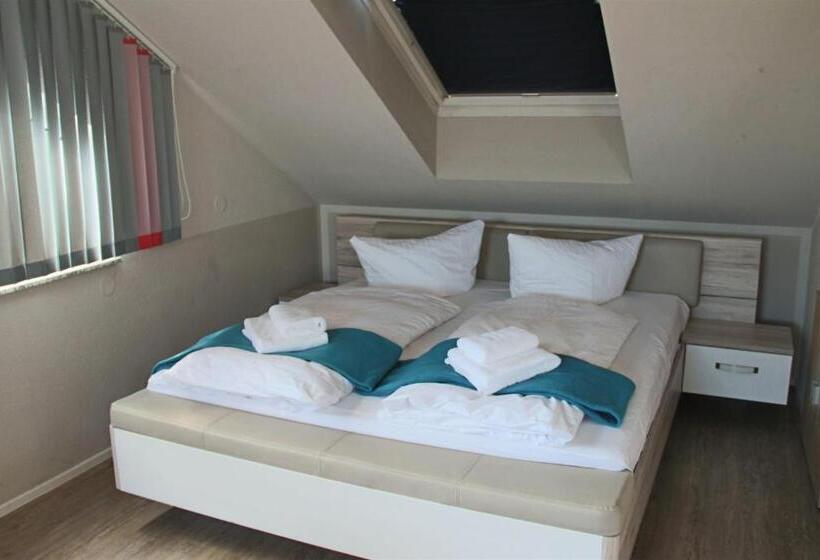 패밀리 스위트, Check Inn Hotel Merseburg