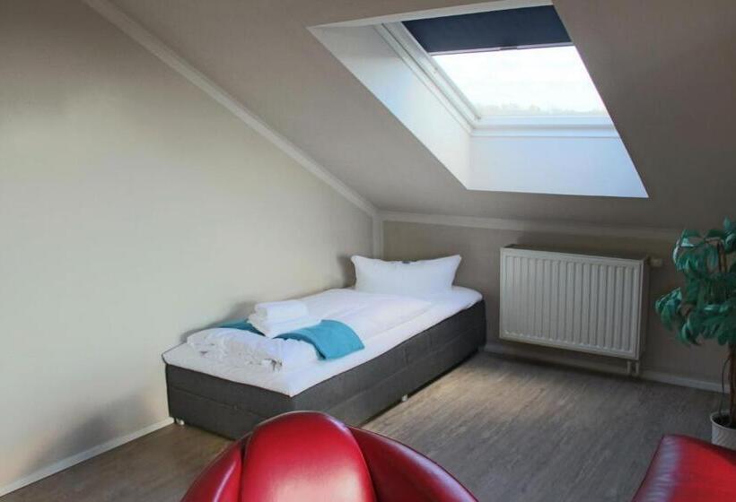 패밀리 스위트, Check Inn Hotel Merseburg