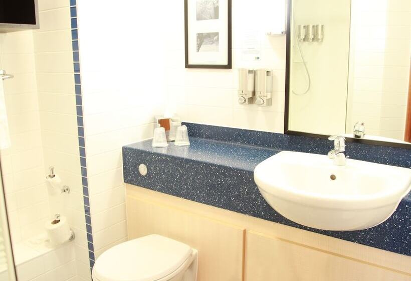 スタンダードルーム, Holiday Inn Express Braintree, An Ihg