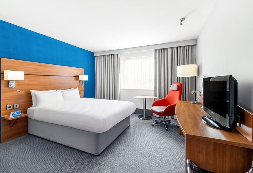 スタンダードルーム, Holiday Inn Express Braintree, An Ihg