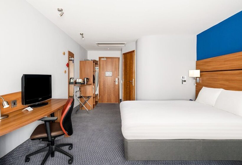 Номер Стандарт, Holiday Inn Express Braintree, An Ihg