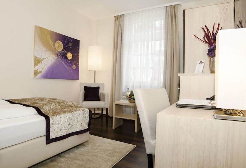 标准单人间, Merkur   Superior