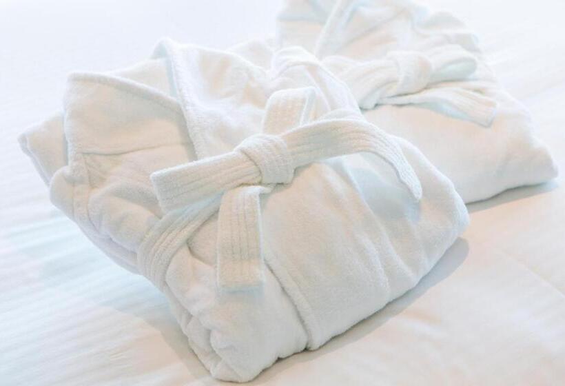 行政房间, Metropolitan Tokyo Marunouchi