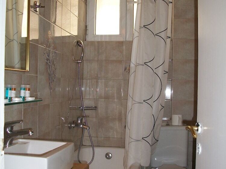 スタンダードルーム, Minoa Athens