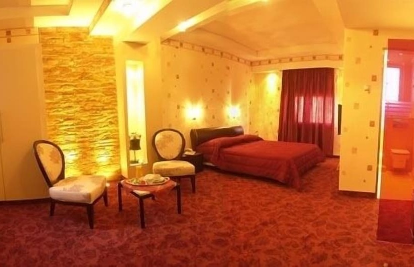 スタンダードトリプルルーム, Minoa Athens