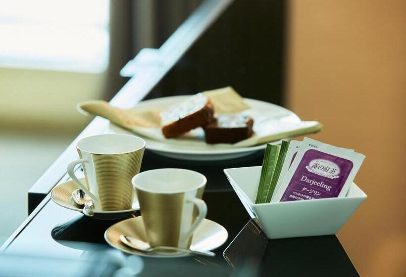Номер Стандарт, Mitsui Garden Hotel Ginza Premier