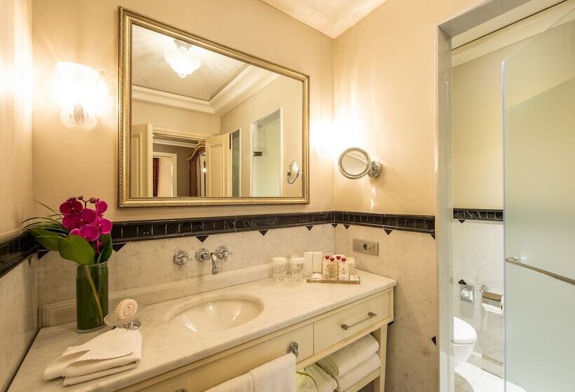 Standard Studio King Bed, Pera Palace