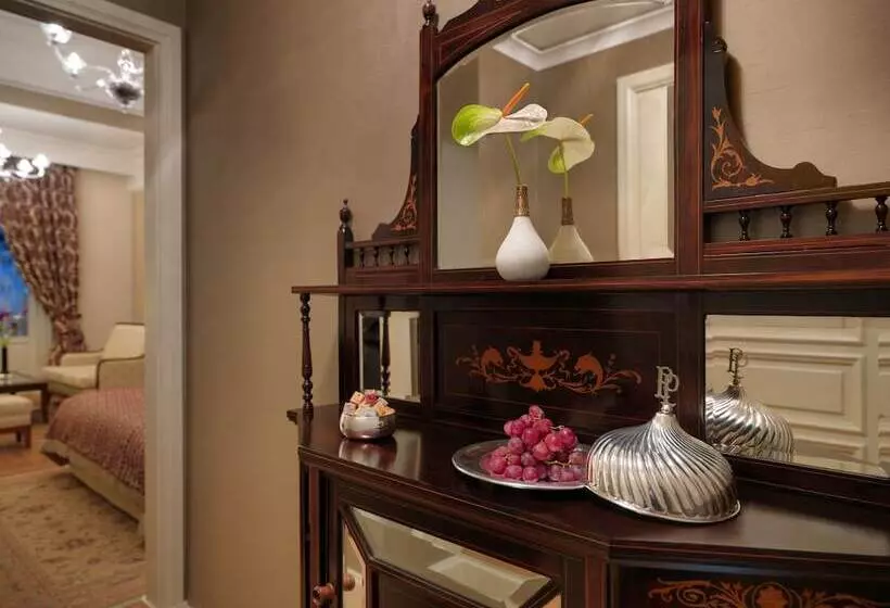 Standard Triple Room, Pera Palace