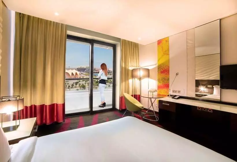 ゴルフビュースーペリアールーム, Yas Plaza Mangroves by IHG