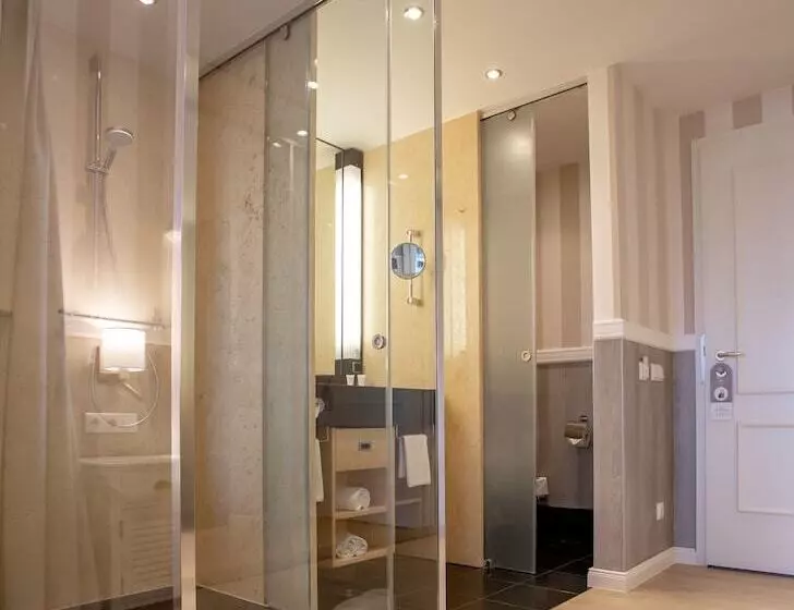 سوییت جونیور, Resort Hotel Vier Jahreszeiten Zingst