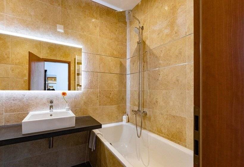 Номер Superior, Rheinischer Hof Bad Soden