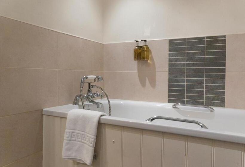 חדר סטנדרט, The Dragon