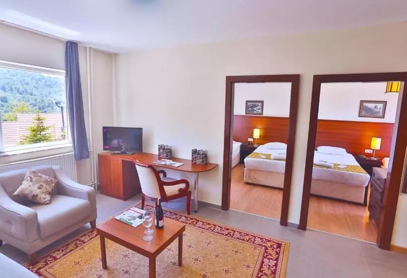 2 Bedroom Apartment, The Green Park Kartepe