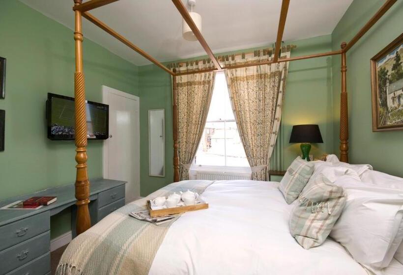 غرفة قياسية مطلّة علي الحديقة, The Royal Harbour