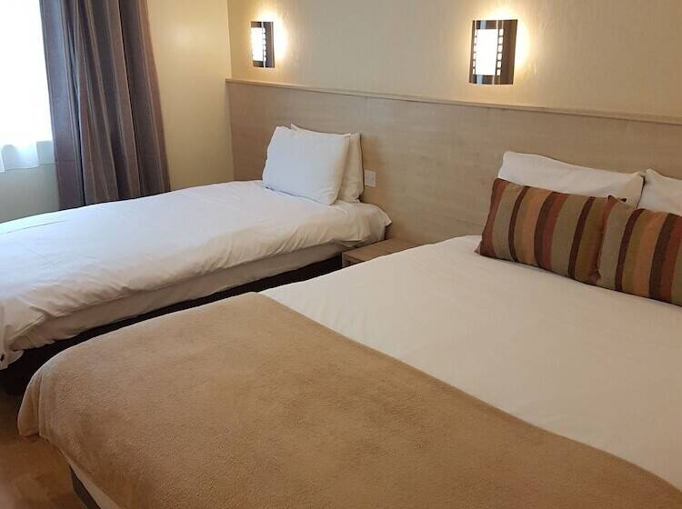 스탠다드 룸, Travel Plaza