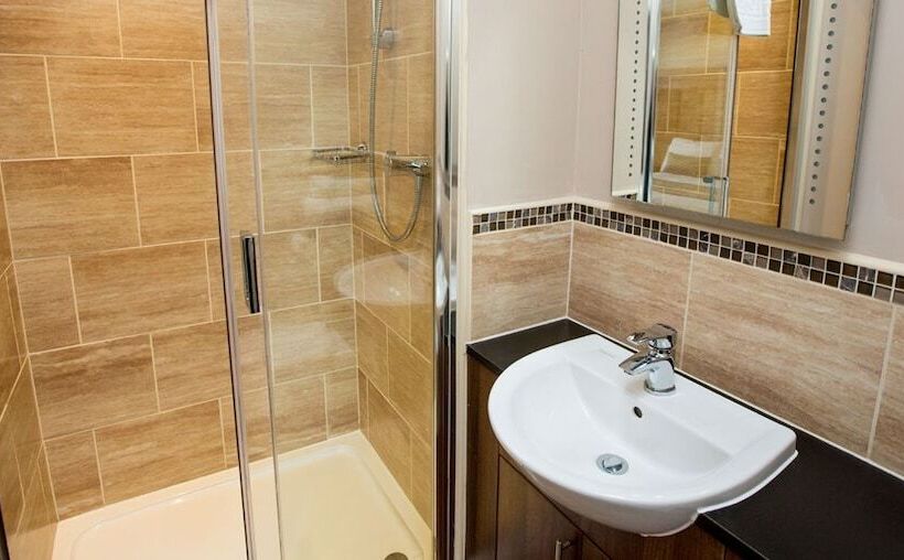 标准间, Twin Oaks