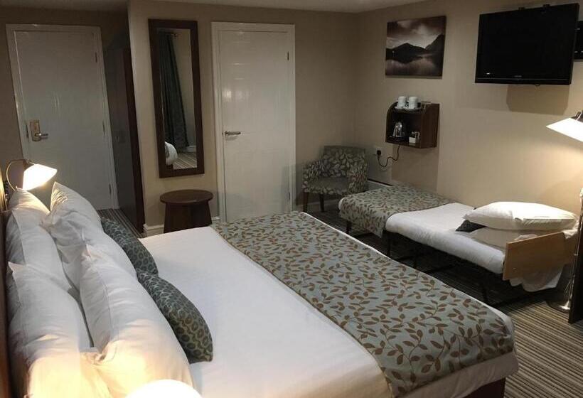 家庭间, Twin Oaks