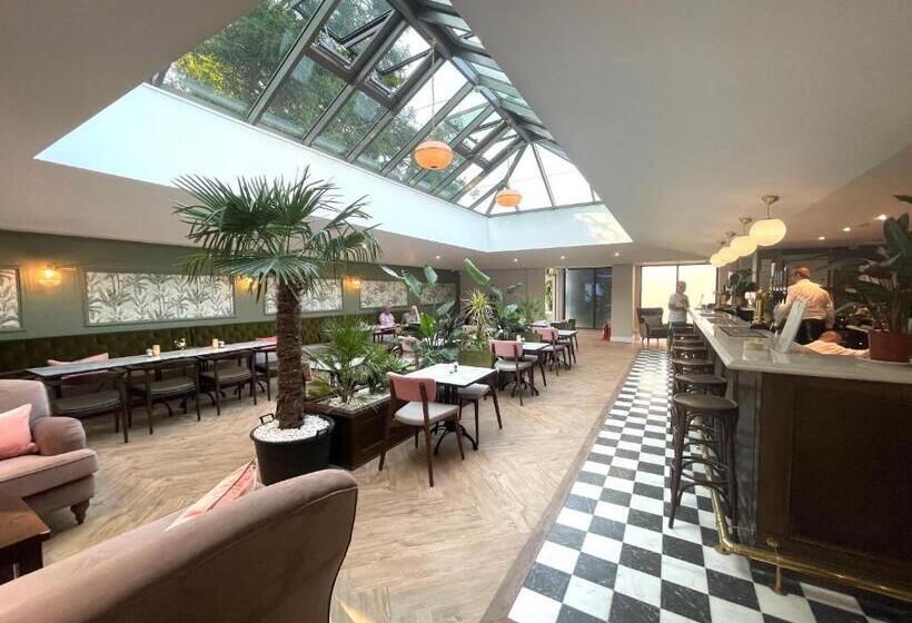 Номер Стандарт, Lydiard Park Hotel & Conference Centre